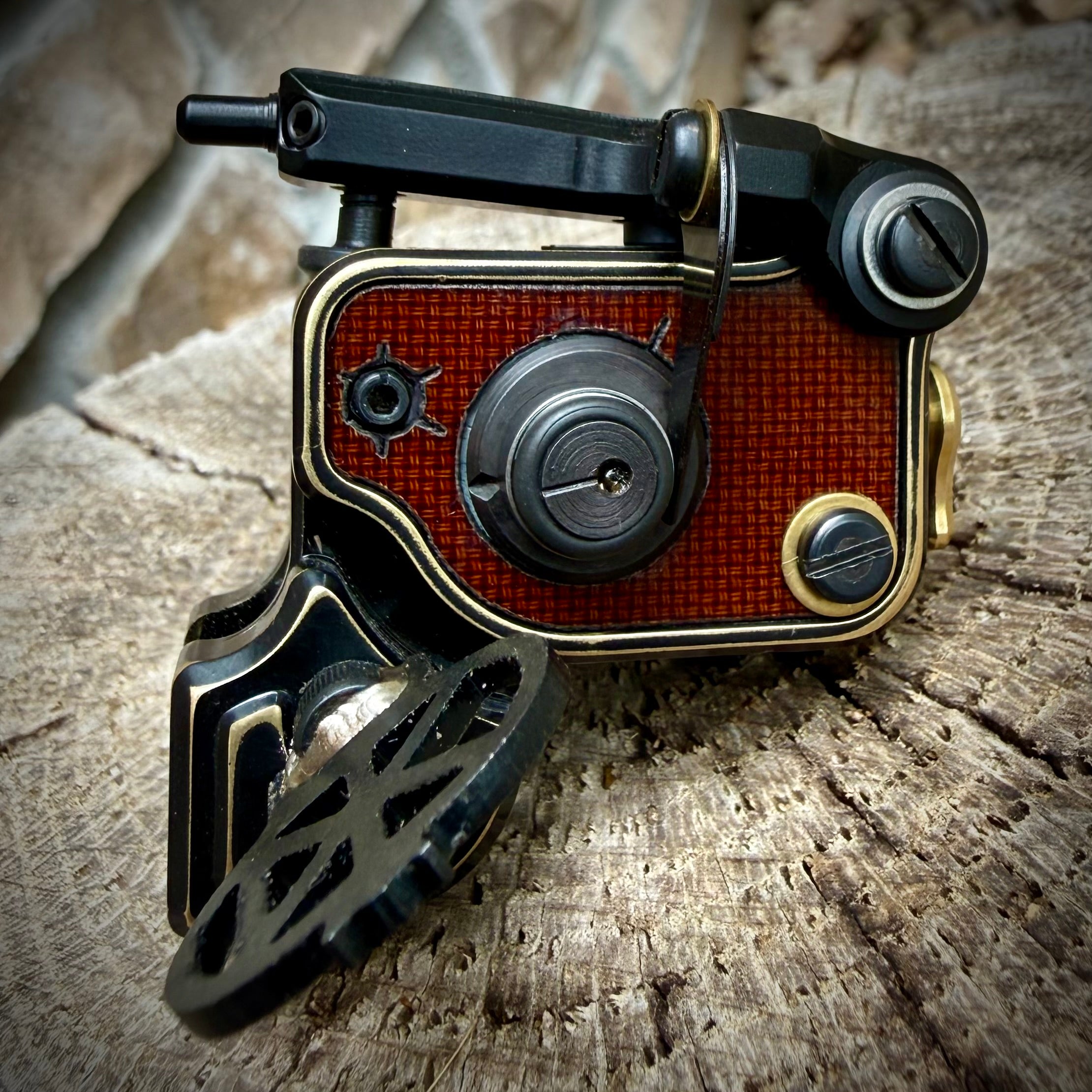 Polished Through Black & Brass  - Sidewinder 7.5