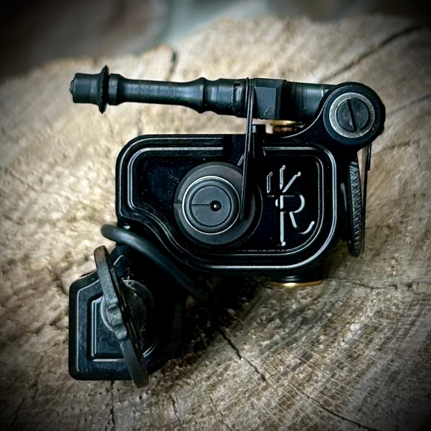 Sidewinder 46er | Gloss Black