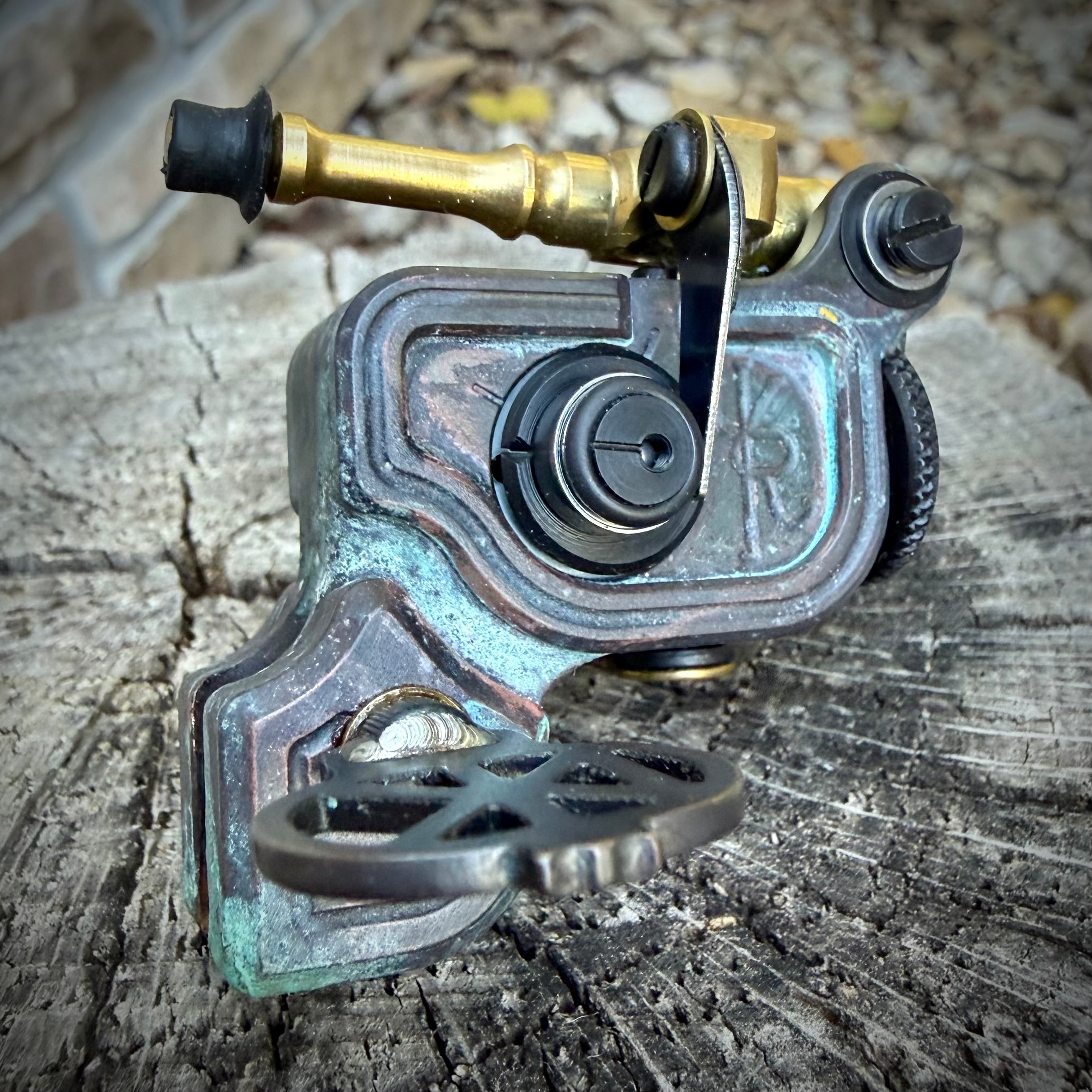 Sidewinder 46er | Verdigris w/ Brass