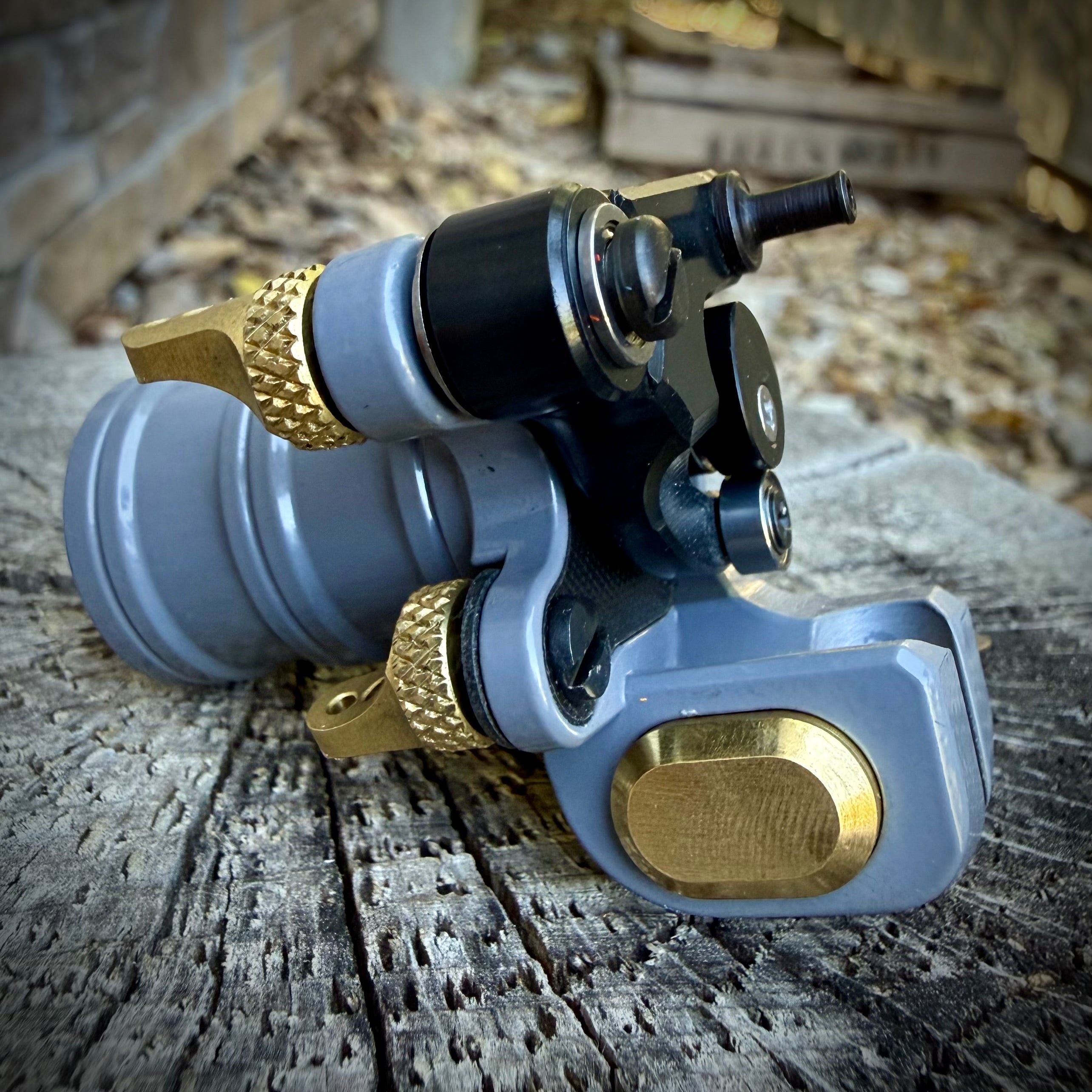 DK Grey Swingliner V3