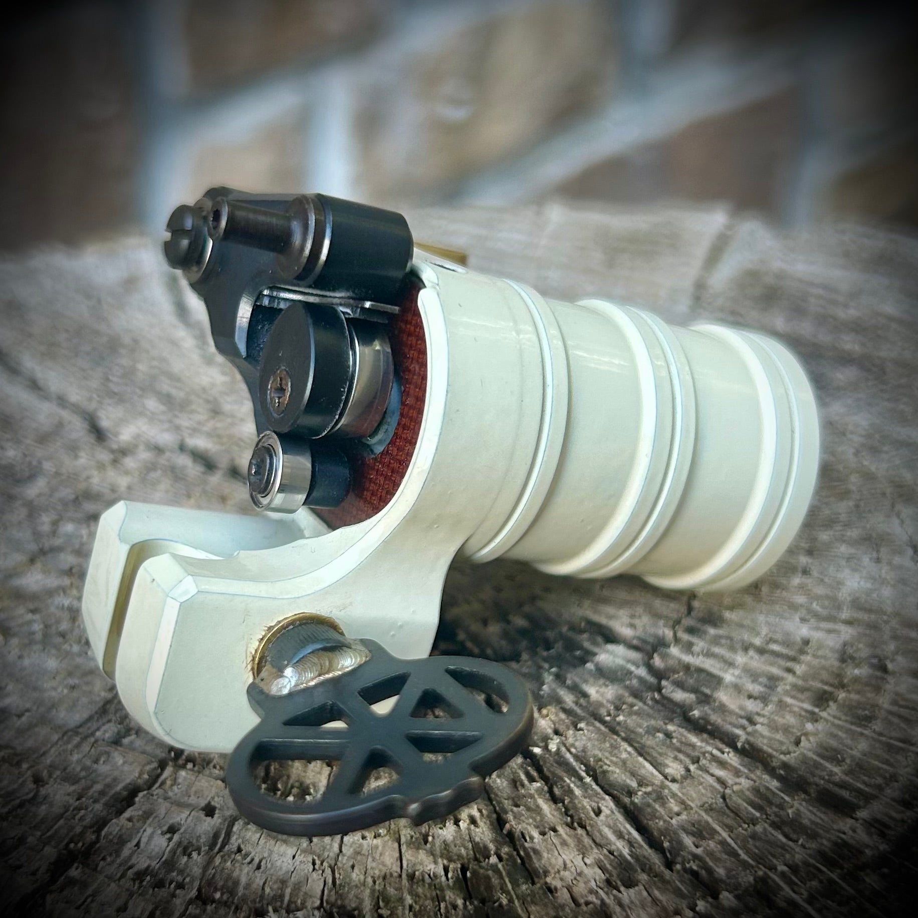 Tempest Cream Swingliner V3