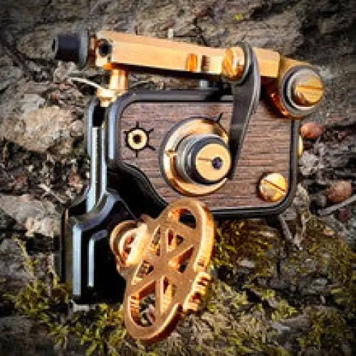 Sidewinder 7.5 – Featherweight – Black – Gold – Oak - Dan Kubin Rotary - SW - 7.5 - FW - BLK - GOL - OAK