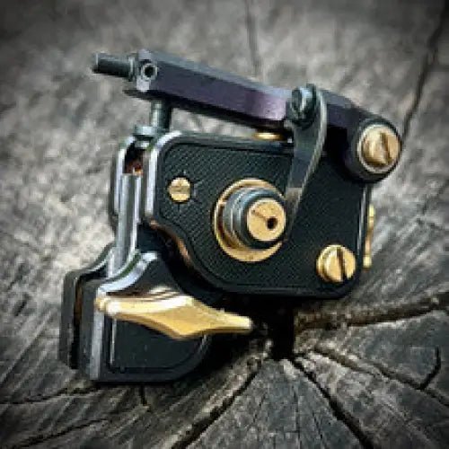 Sidewinder 7.5 – Refined – Featherweight – Black – Gold - Dan Kubin Rotary - SW - 7.5 - REF - FW - BLK - GOL